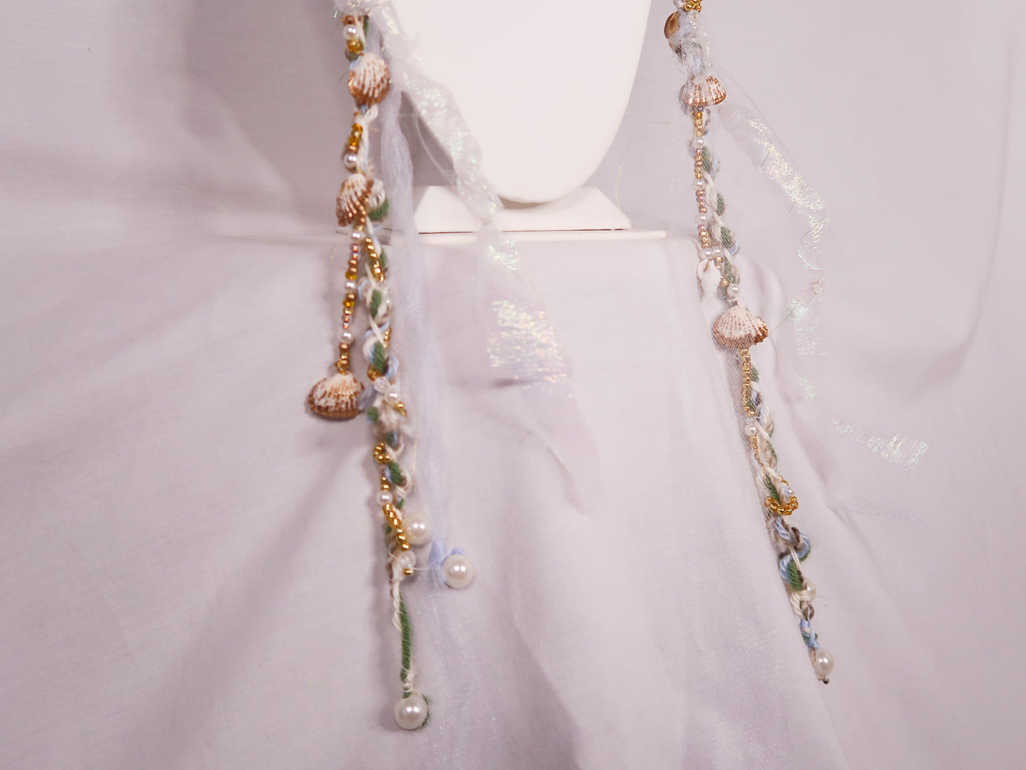 Sea Foam Trinket Scarf (Gold)