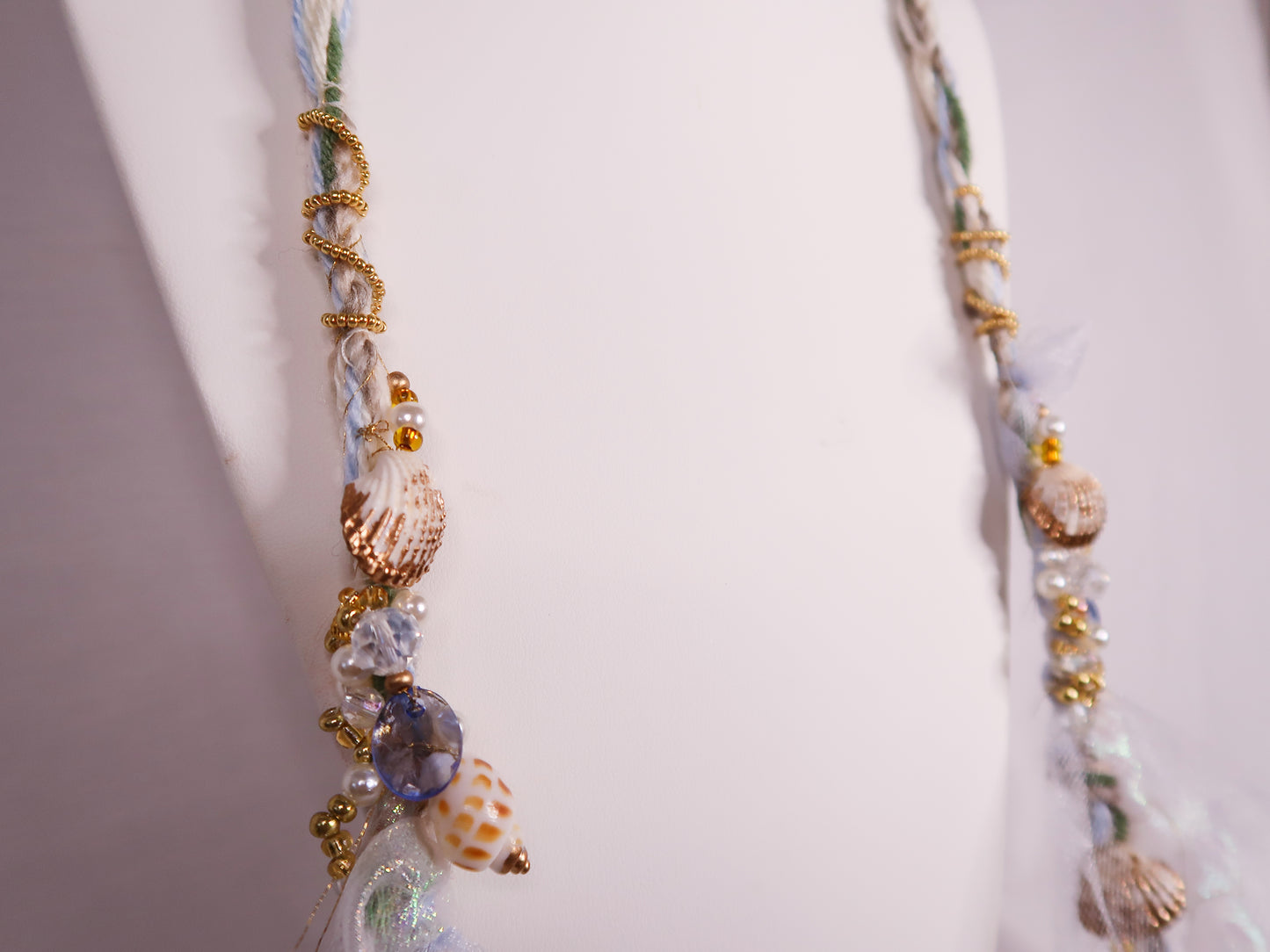 Sea Foam Trinket Scarf (Gold)