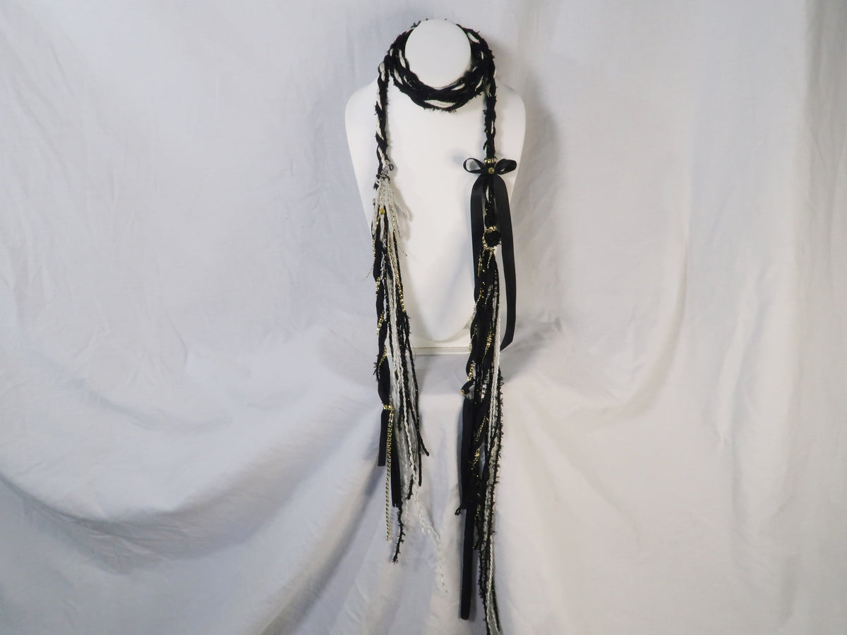 The Skeleton Trinket Scarf 💀